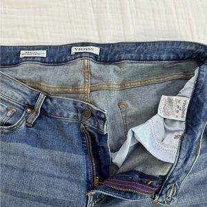 Vigoss midrise capri jeans size 18